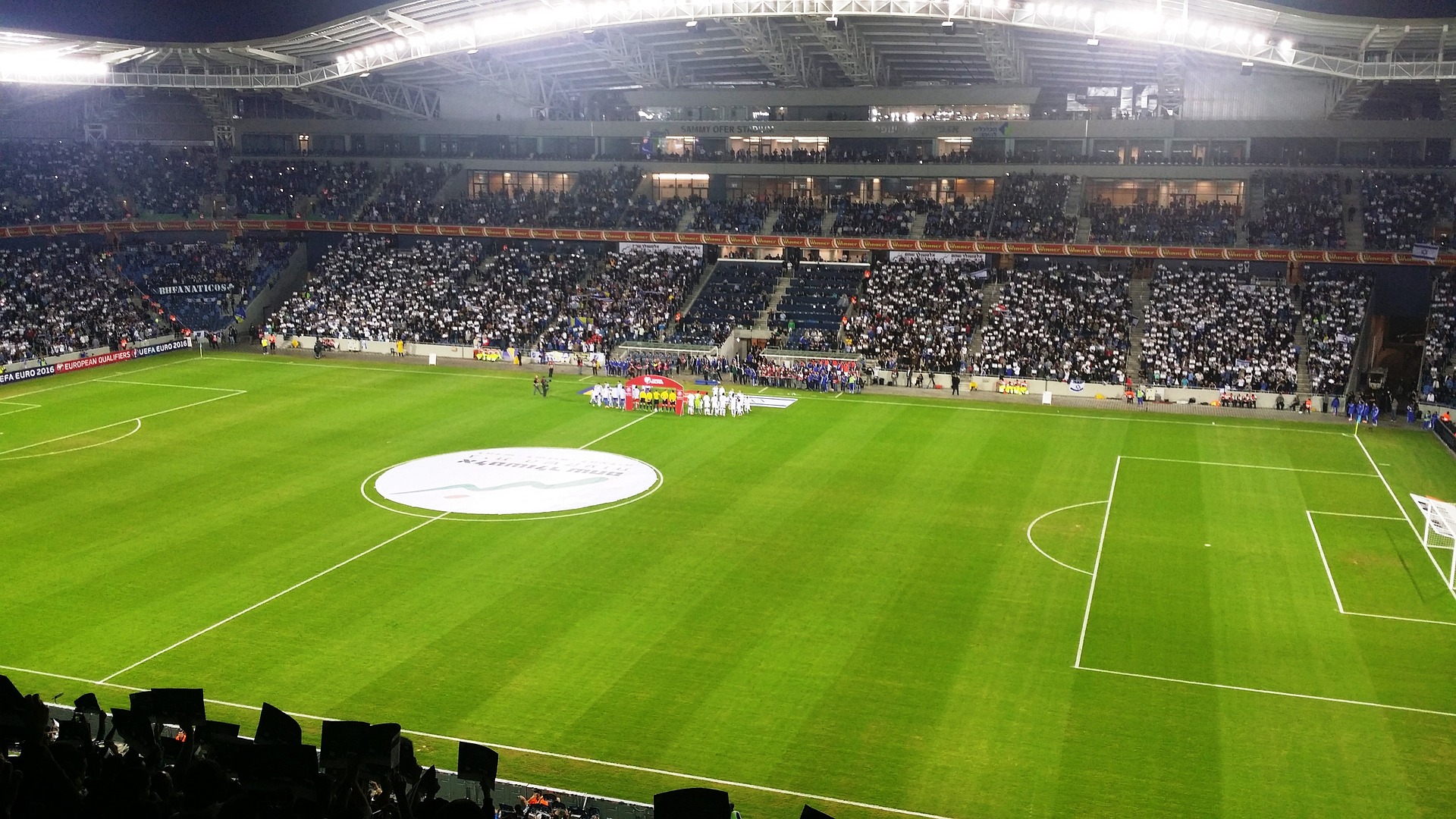 Fußballstadion